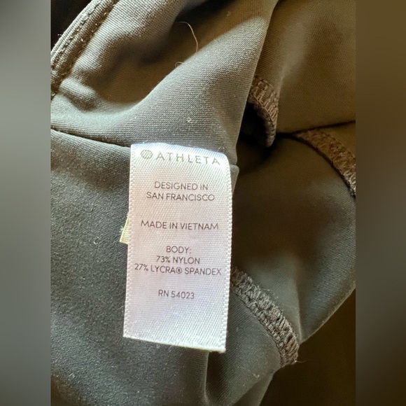 Athleta Stellar Ankle Pant Size M in Arbor Olive Green - Picture 4 of 6